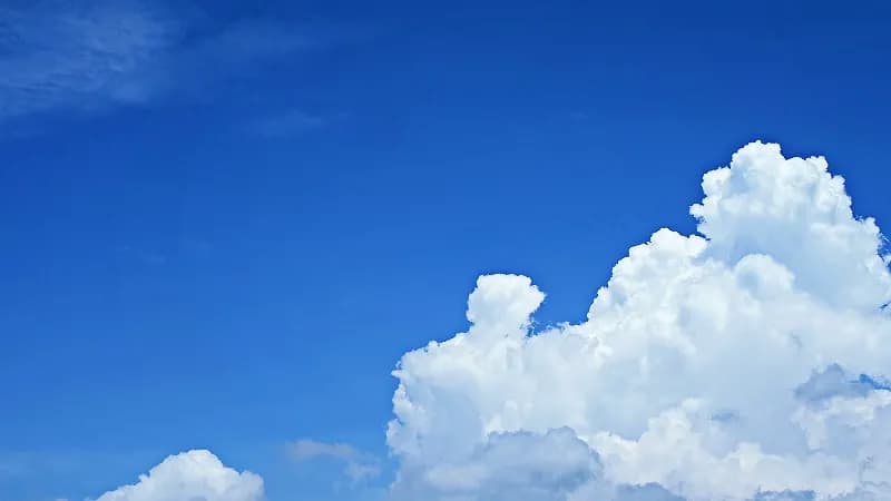 Hình ảnh bầu trời trong xanh cao vời vợi